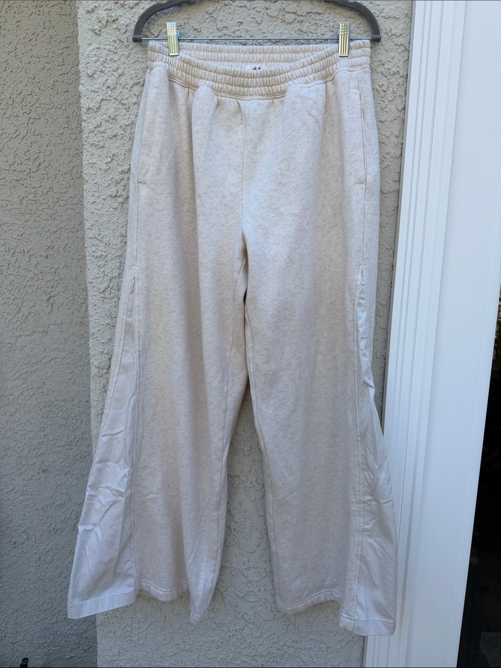 Aerie Women's Cream Color Super Wide Leg Flare Lounge Sweatpants Size S